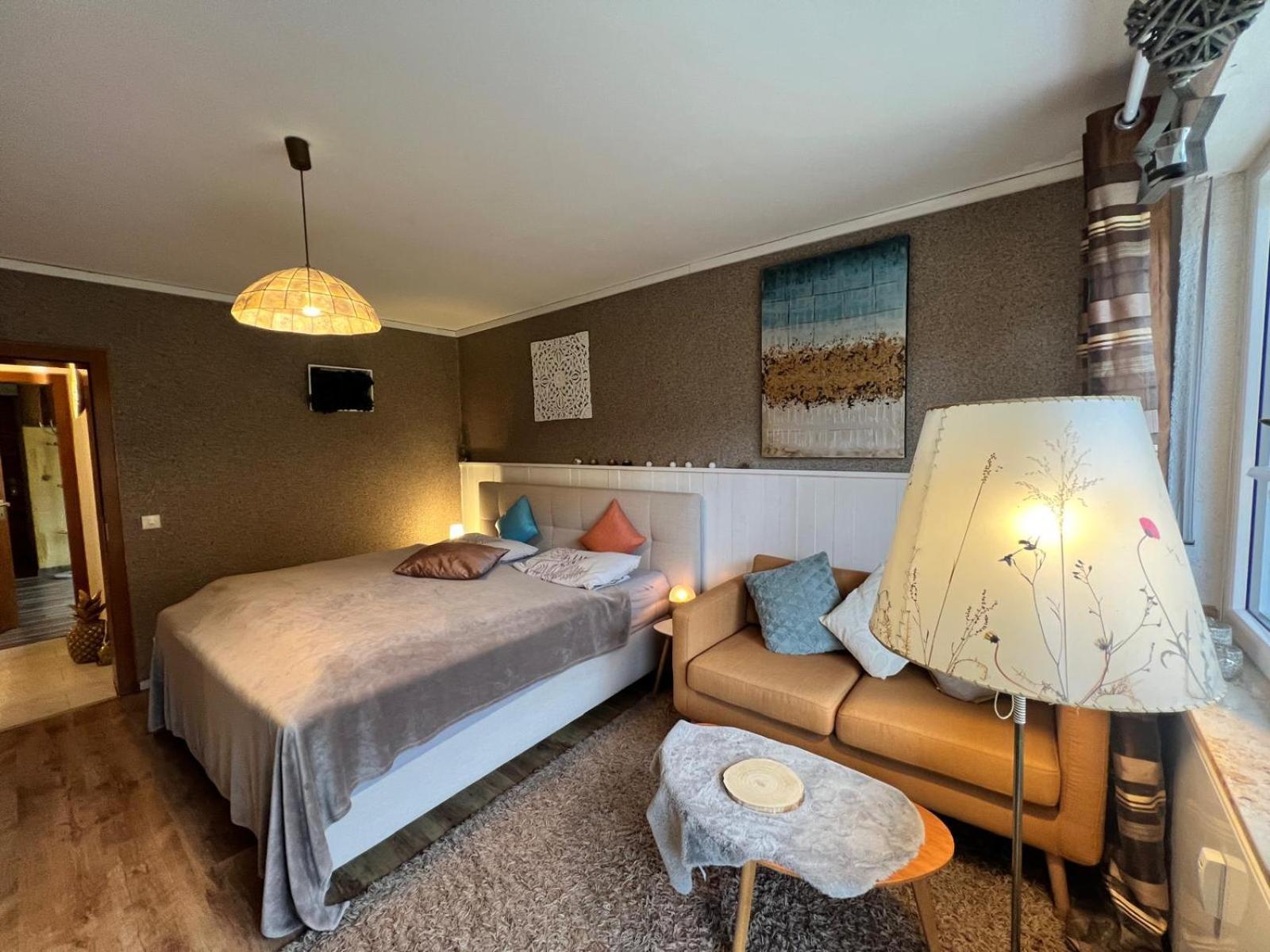 Apartament Pfiffige Luisa In Ruhiger Waldrandlage Mit Balkon Und Wintergarten Marburg