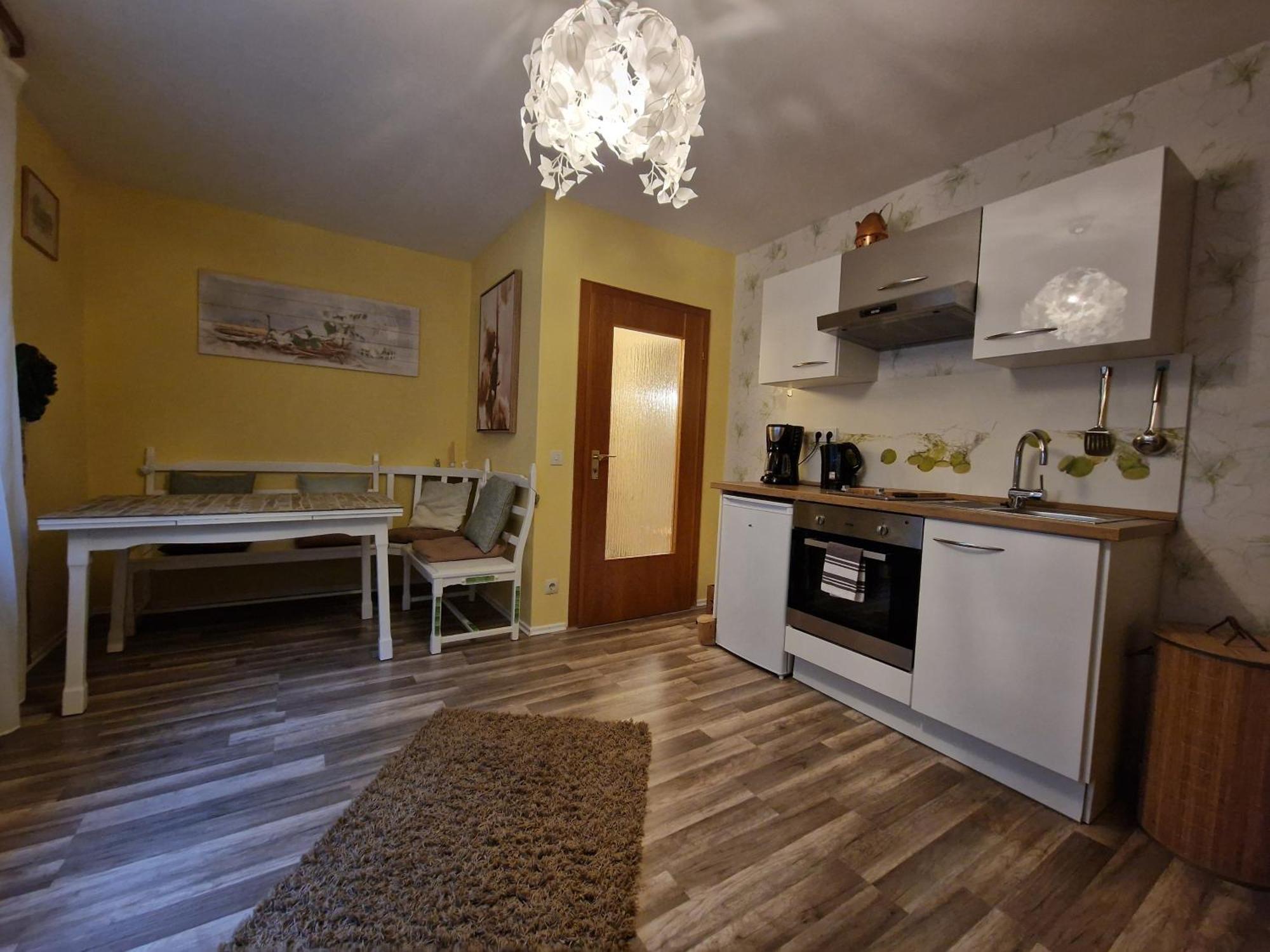 Pfiffige Luisa In Ruhiger Waldrandlage Mit Balkon Und Wintergarten *