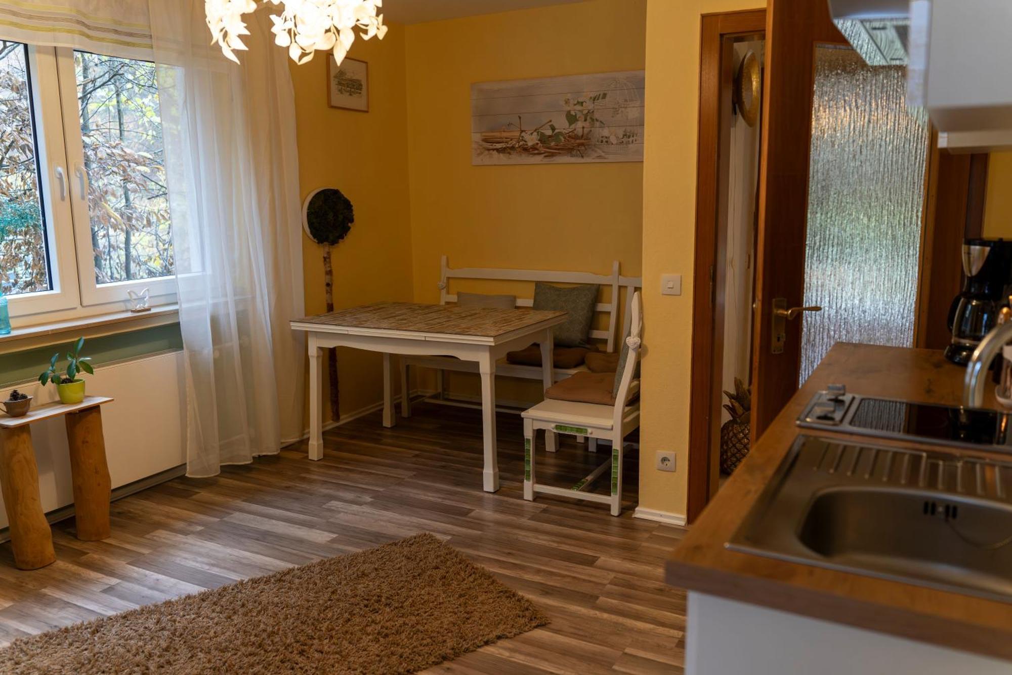 Apartament Pfiffige Luisa In Ruhiger Waldrandlage Mit Balkon Und Wintergarten