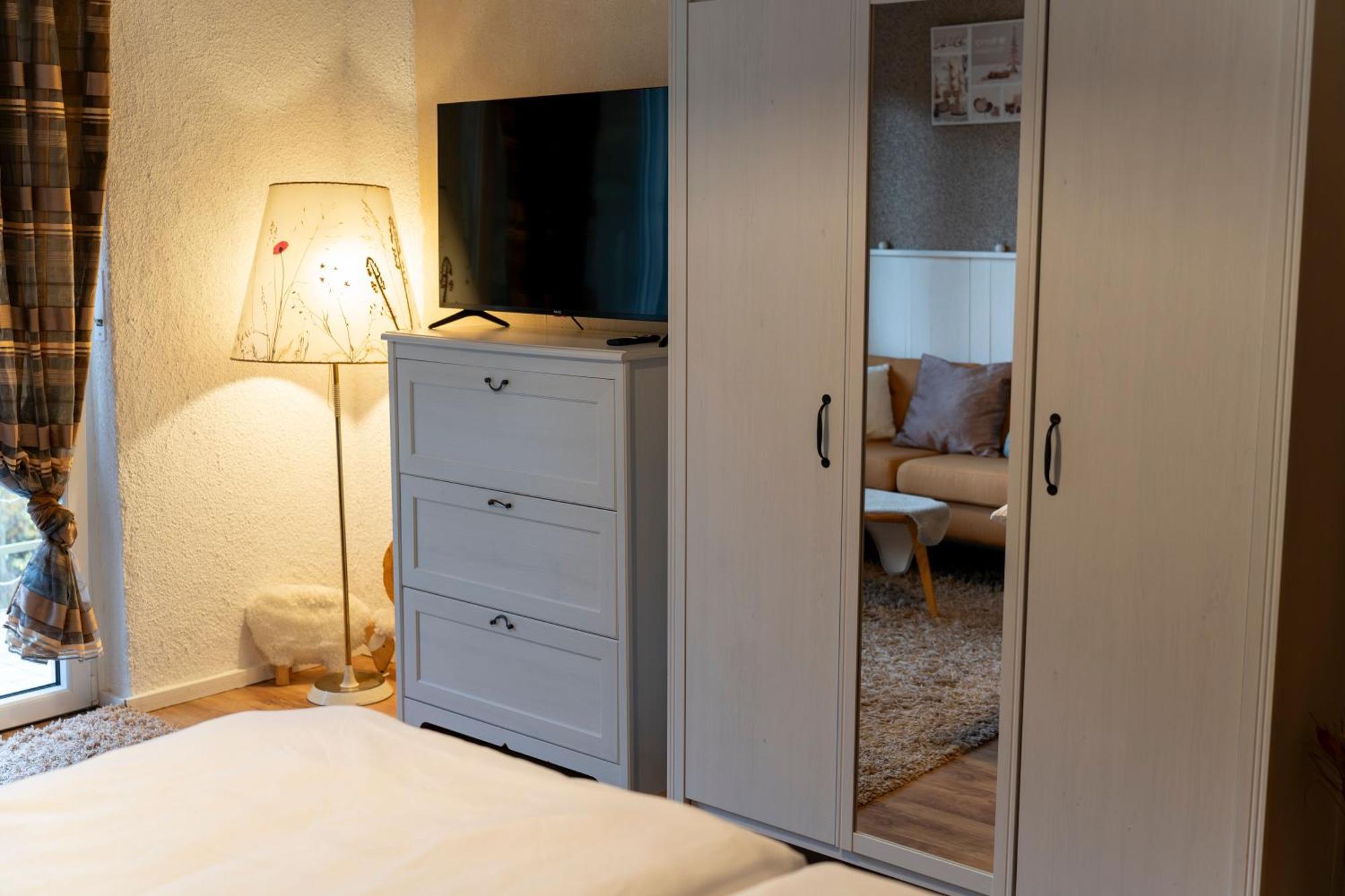 Apartament Pfiffige Luisa In Ruhiger Waldrandlage Mit Balkon Und Wintergarten Marburg
