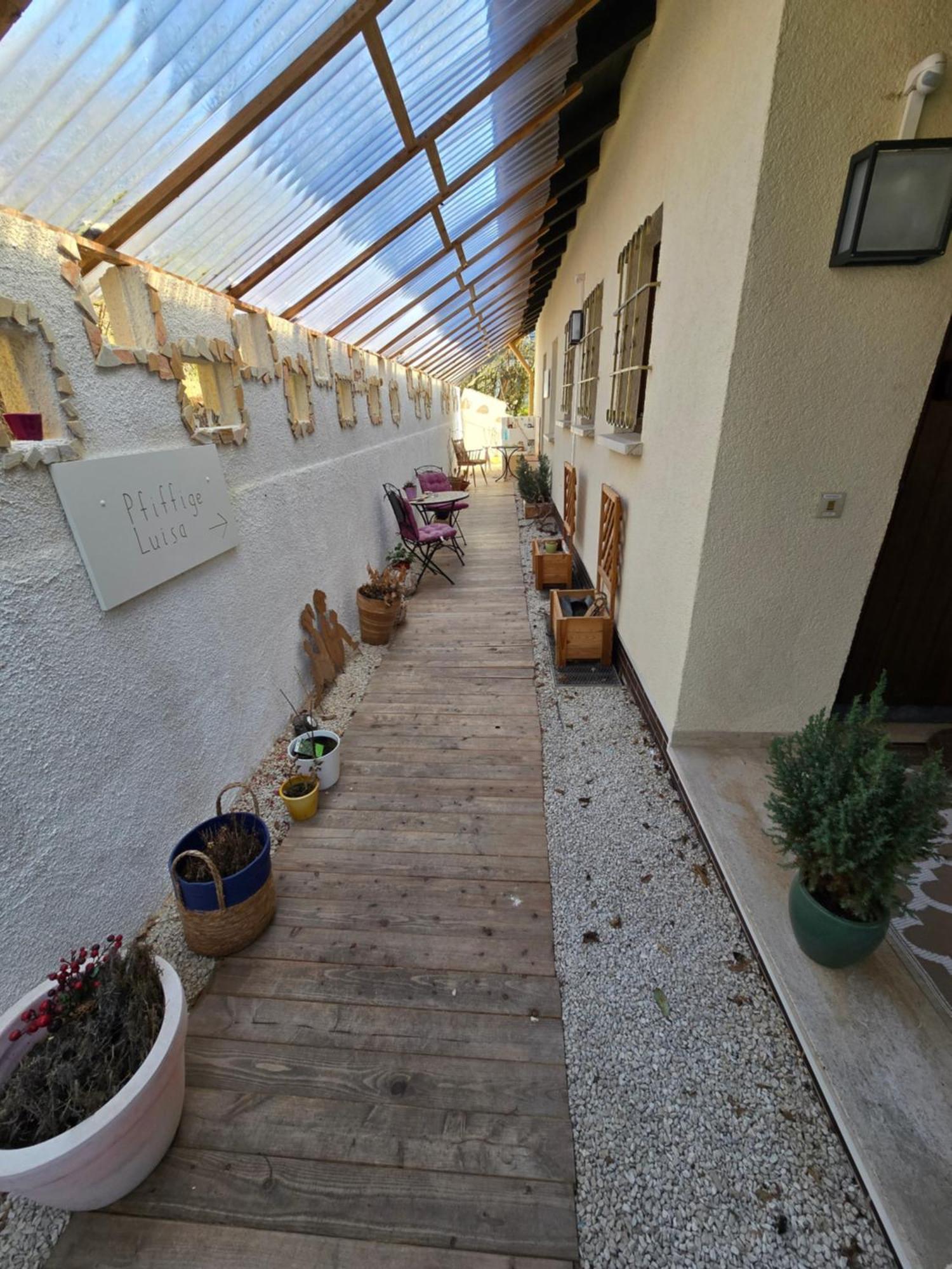 Pfiffige Luisa In Ruhiger Waldrandlage Mit Balkon Und Wintergarten Апартаменты